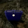 Funda para Kindle tejida a crochet azul