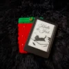 Funda para Kindle tejida a crochet frutilla