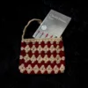 Funda para Kindle tejida a crochet roja y beige