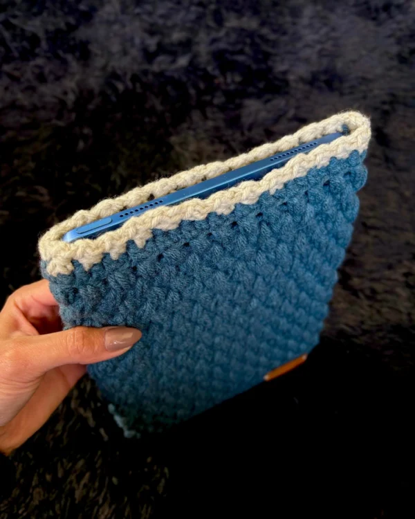 Funda azul y blanca para tablet - foto 3 Funda azul y blanca para tablet - foto 3