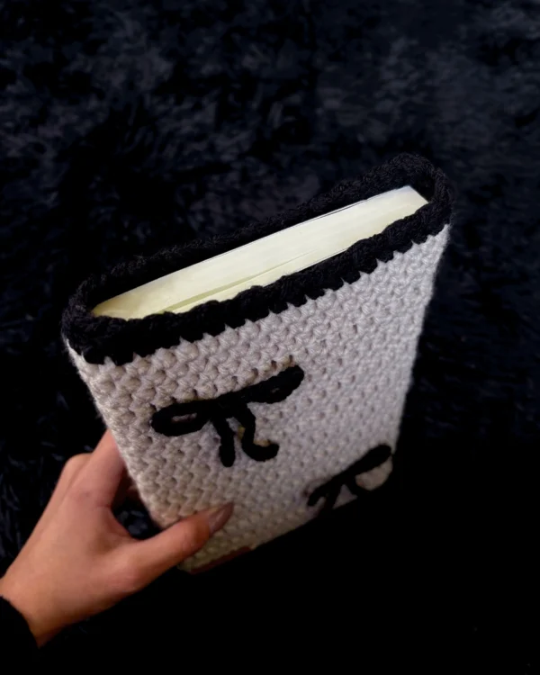 Funda para libro blanco hueso y negro - foto 3 Funda para libro blanco hueso y negro - foto 3