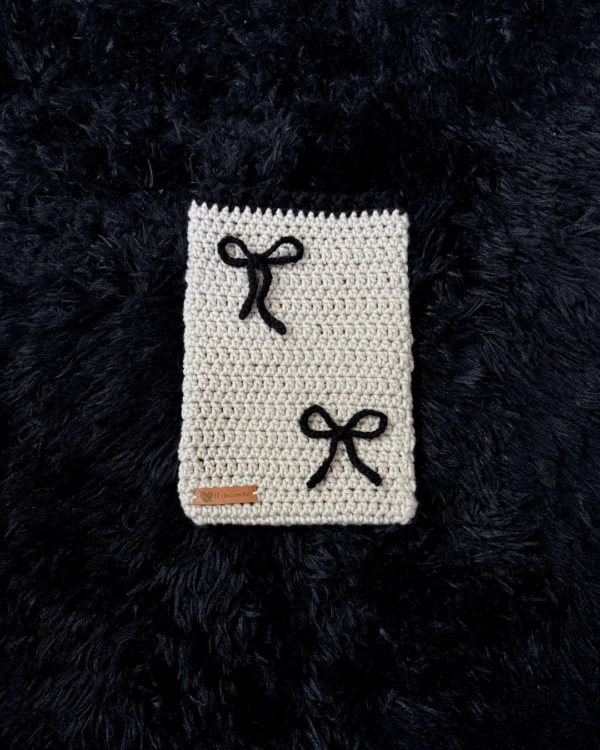 Funda para libro blanco hueso y negro - foto 1 Funda para libro blanco hueso y negro - foto 1