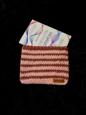 Funda para libro de bolsillo rosa en dos colores - foto 1 Funda para libro de bolsillo rosa en dos colores - foto 1
